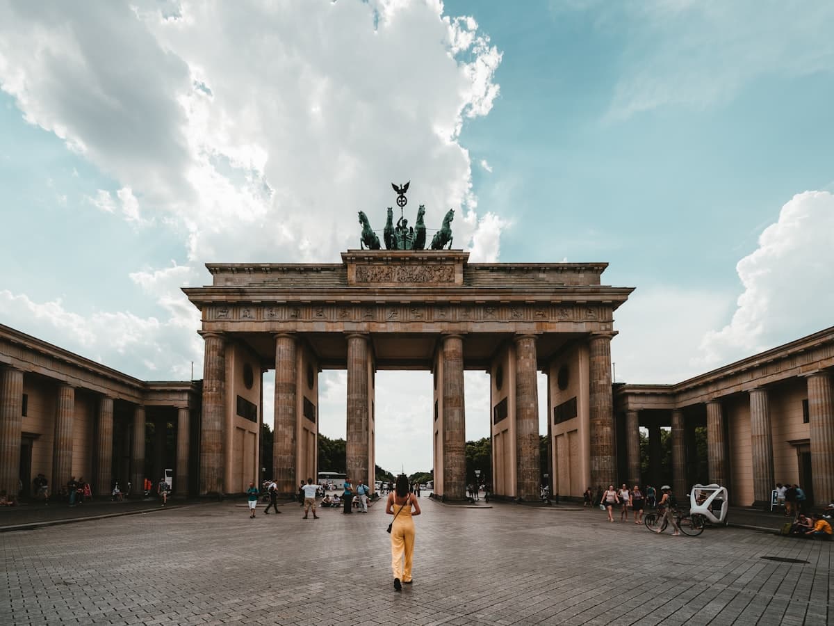 Web Design Friedrichshain ·
for businesses in the neighborhood