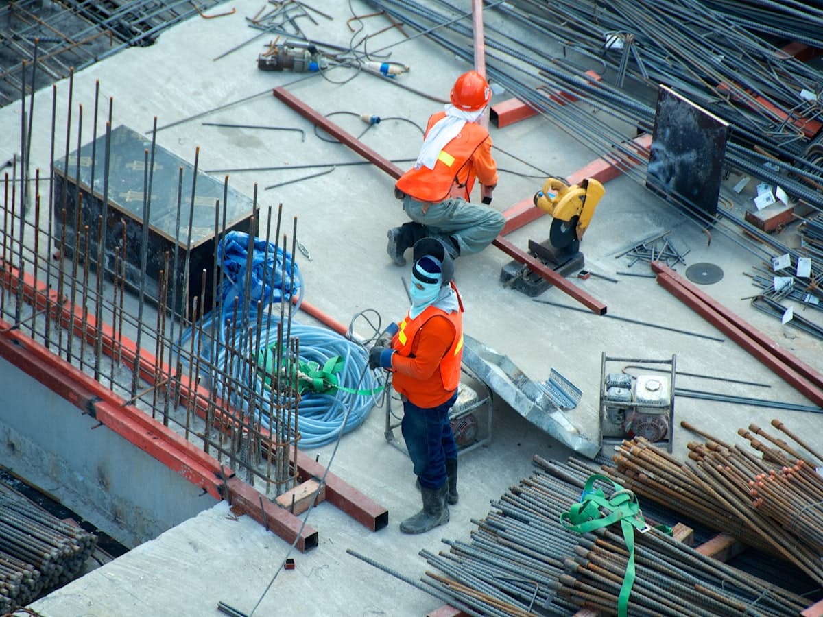 Websites for Tradespeople ·
more jobs through digital presence