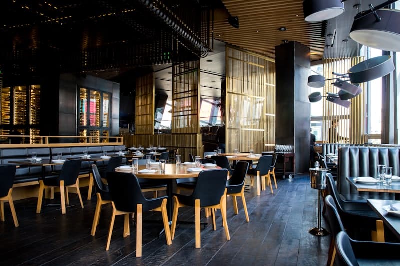 Websites for Restaurants ·
win guests, impress online